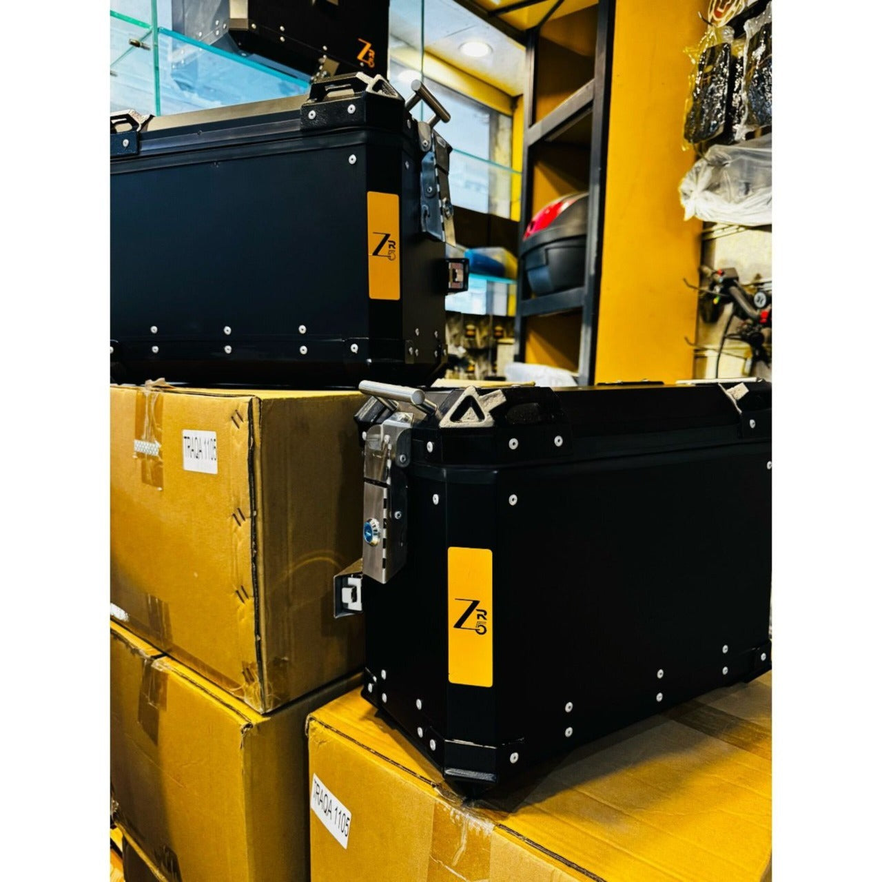 3 PCS Aluminium Motorcycle Luggage Box Set | Heavy-Duty Side & Top Storage Boxes