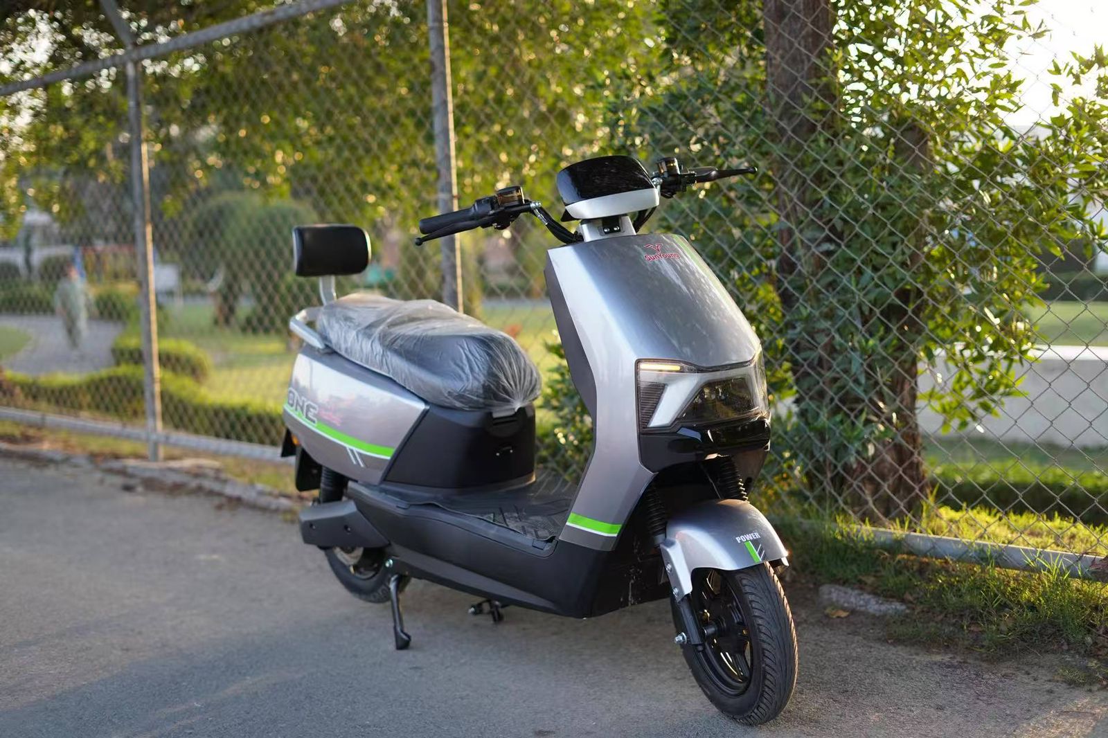 Sunra SY01 Electric Scooter