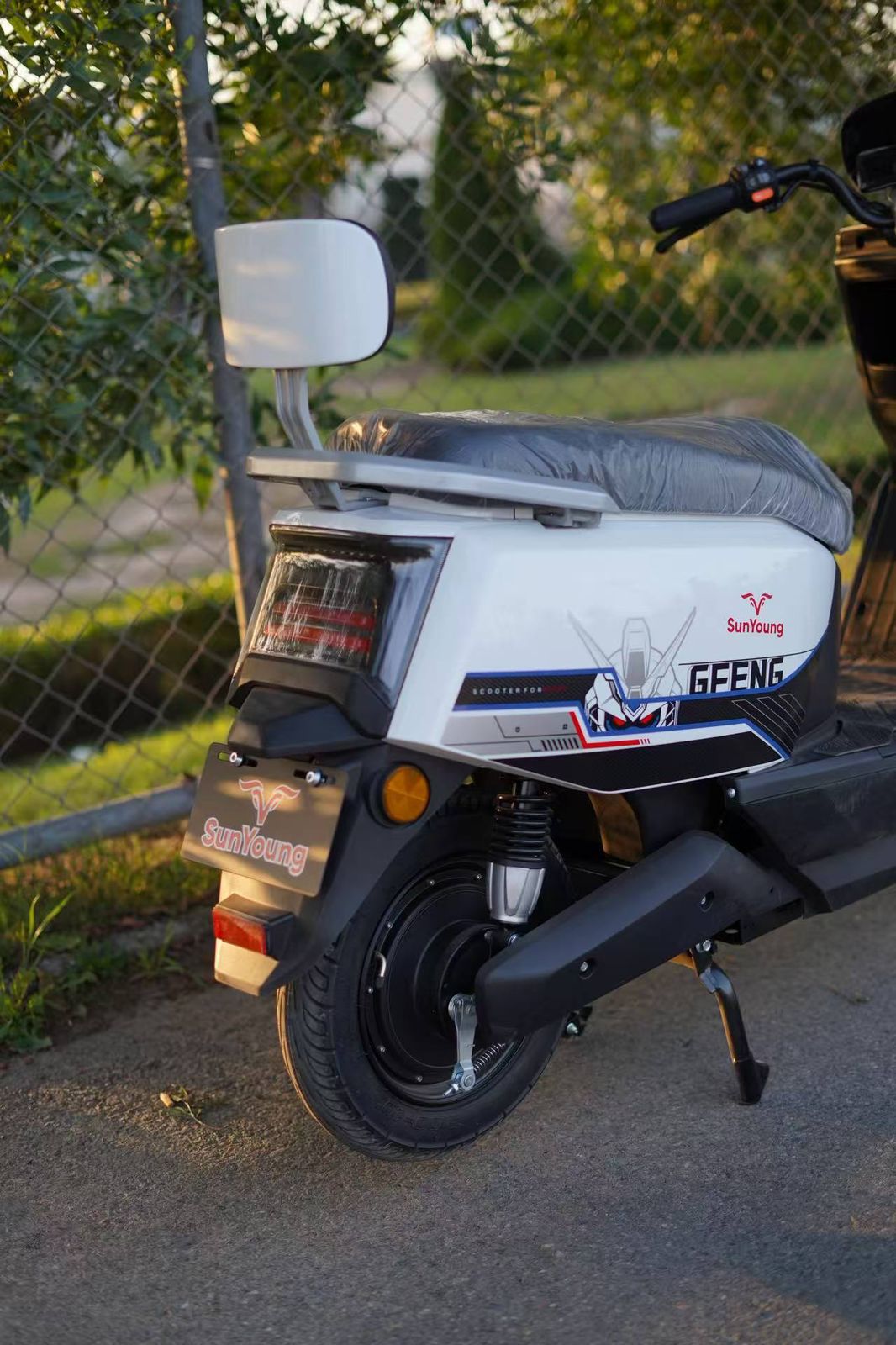 Sunra SY01 Electric Scooter